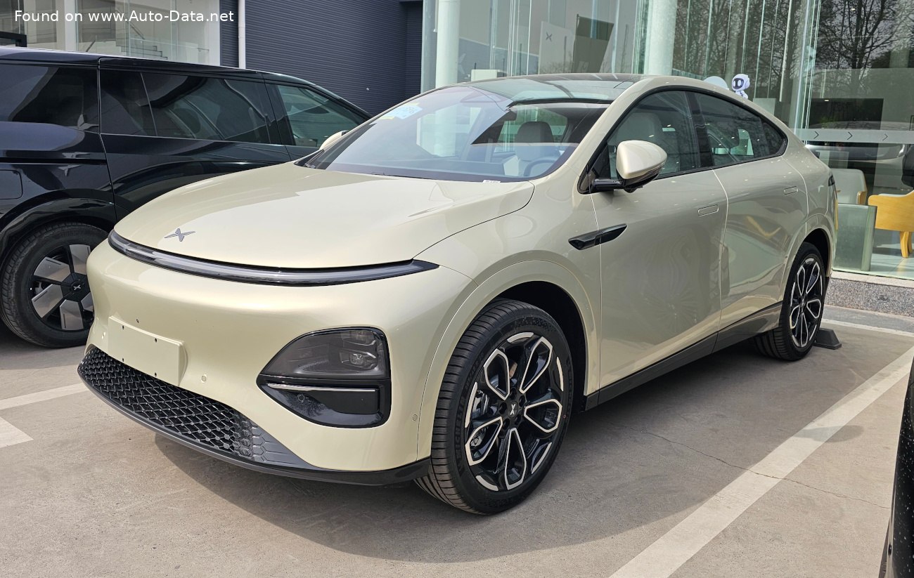 XPENG G6 1.5T 55.8 kWh (296 Hp) Range Extender 2026