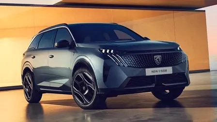 Peugeot 5008 PHEV 1.2L Allure 2025