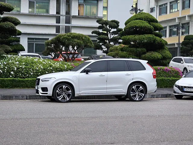 Volvo XC90 PHEV T8 AWD Ultra 2026