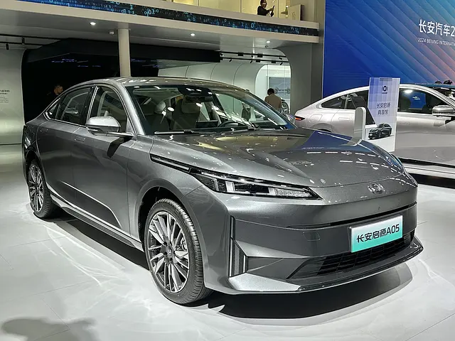 Changan Eado Plus iDD Luxury 2025